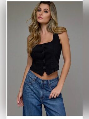 [REBEL] BLACK WASH STRETCH VEST -Small NWT (PTP 17/L 16-18)